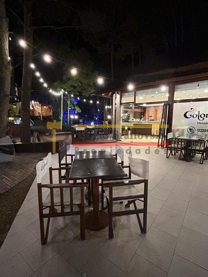SE VENDE FONDO DE COMERCIO - Heladeria El Colonial en Mar de las Pampas