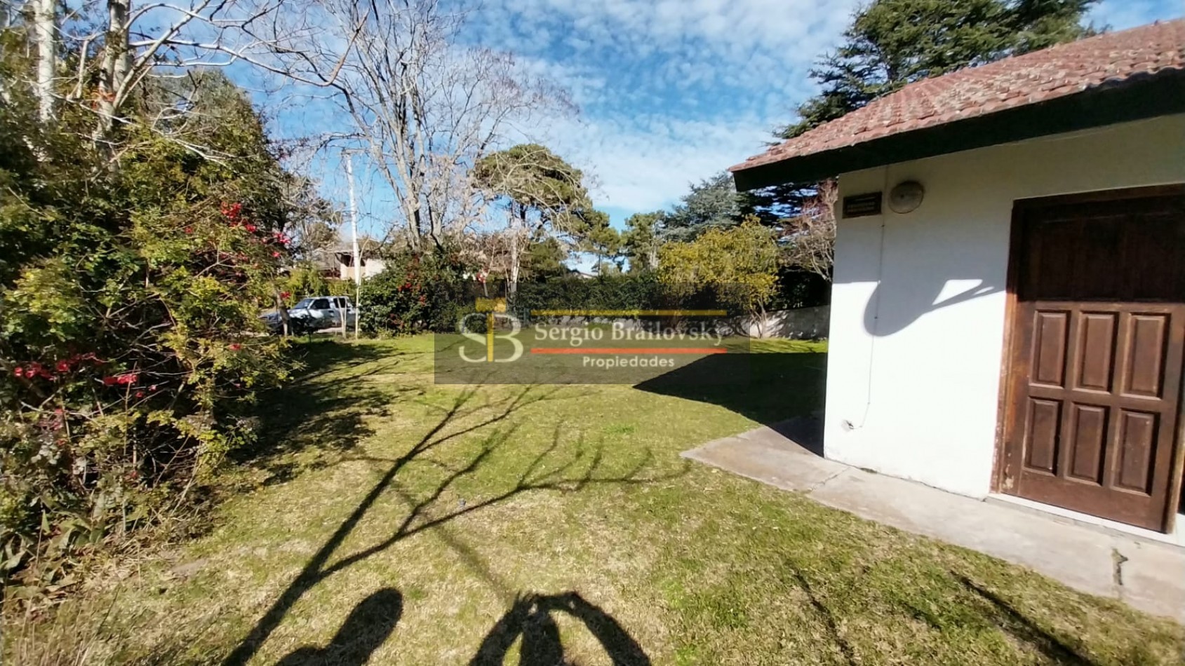 ALQUILER ANUAL- CASA DE 3 AMBIENTES ZONA SUR DE VILLA GESELL