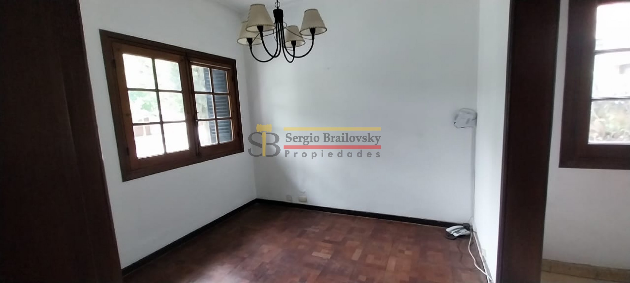 ¡Iconica casa en venta en General Madariaga! - La emblematica residencia del reconocido  Melon Gil 