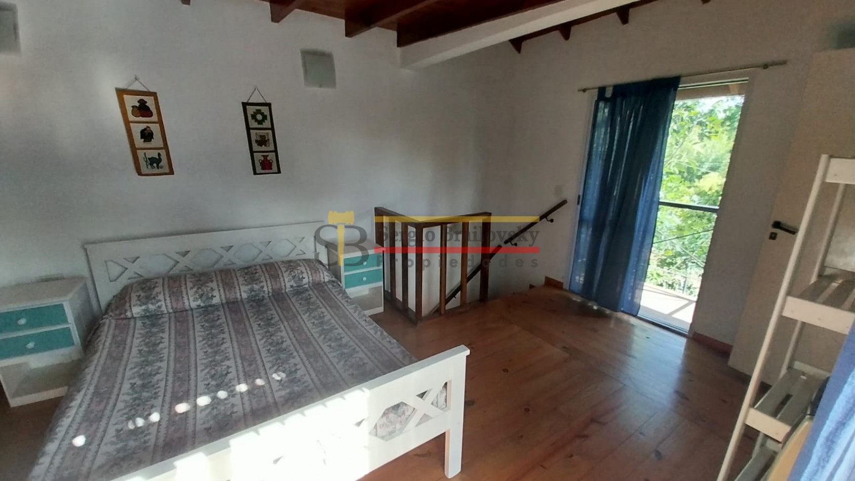 Se Vende Departamento Duplex en Paseo 108 y Av. Boulevard- Villa Gesell Centro