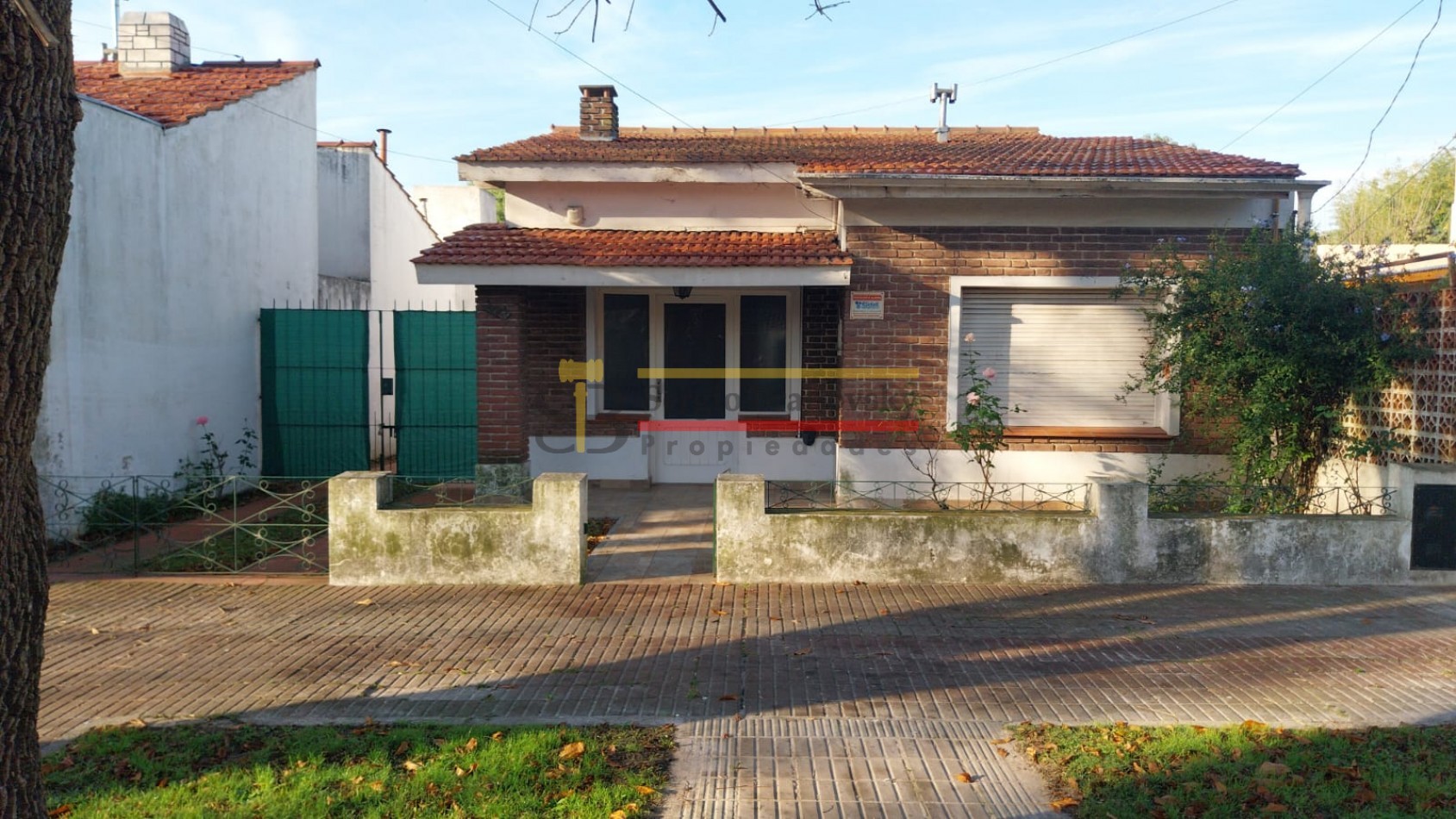 HERMOSA CASA 3 AMBIENTES A LA VENTA EN MADARIAGA