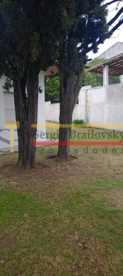 CASA EN ALQUILER TEMPORAL VILLA GESELL CENTRO-  HASTA 5 PERSONAS
