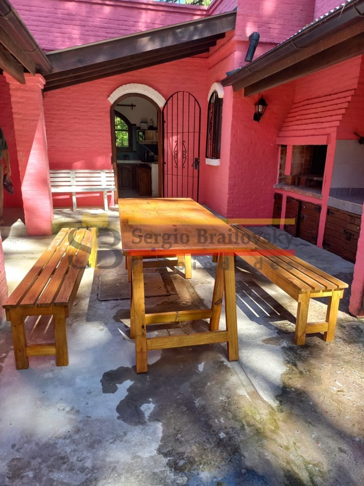  Casa Estilo Colonial en Venta - Pinamar