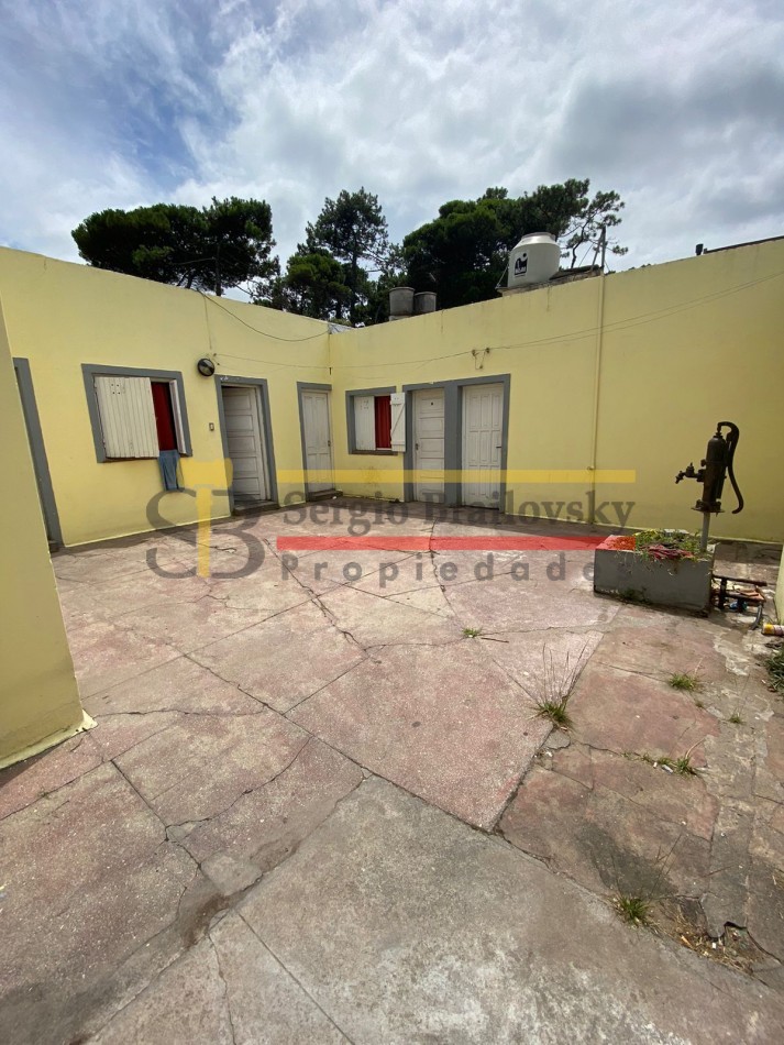 VENTA EN BLOCK, CHALET 3 AMB MAS 8 HABITACIONES INDEPENDIENTES CON BAÑO PRIVADO