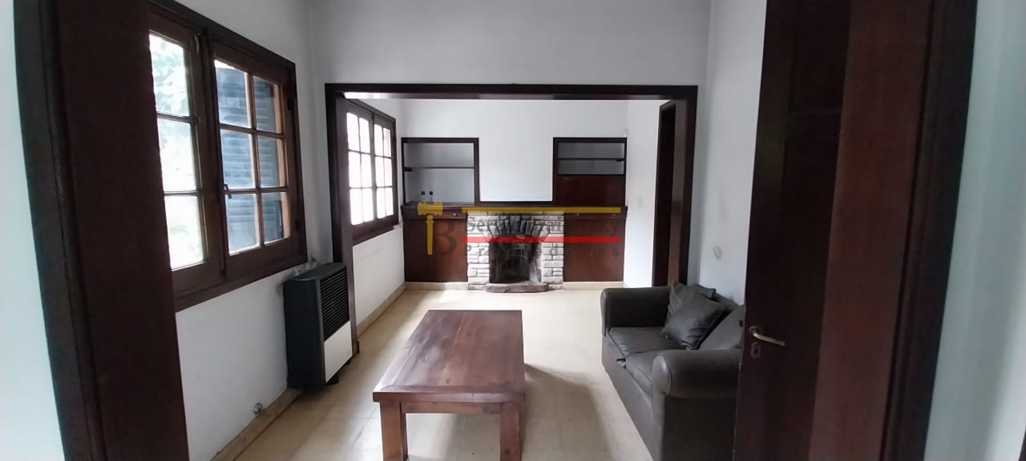 ¡Iconica casa en venta en General Madariaga! - La emblematica residencia del reconocido  Melon Gil 