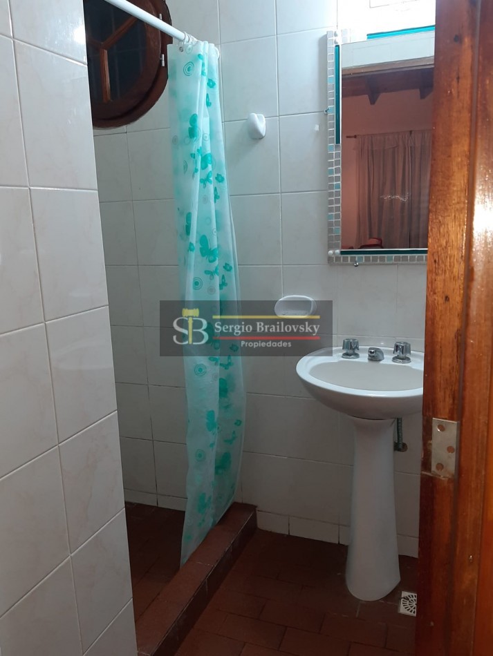 ALQUILER TEMPORAL EN VILLA GESELL DPTO TIPO CASA PLANTA ALTA PARA 4 PERSONAS