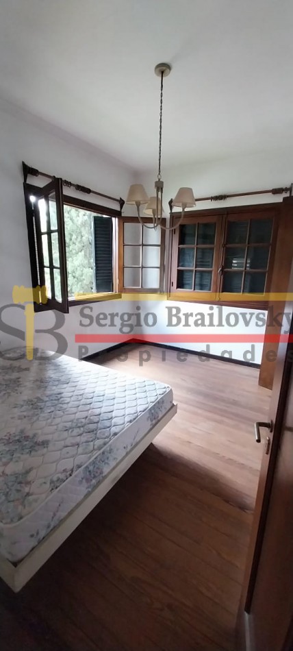 ¡Iconica casa en venta en General Madariaga! - La emblematica residencia del reconocido  Melon Gil 