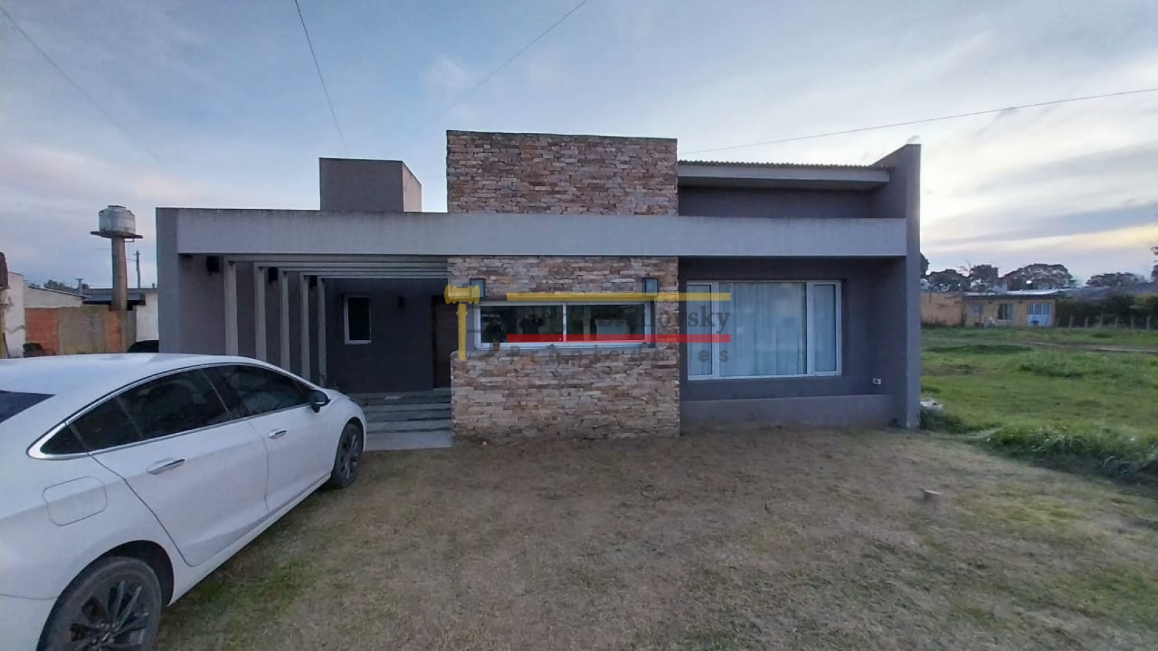 EN VENTA HERMOSA CASA DE 3 AMBIENTES EN GENERAL MADARIAGA