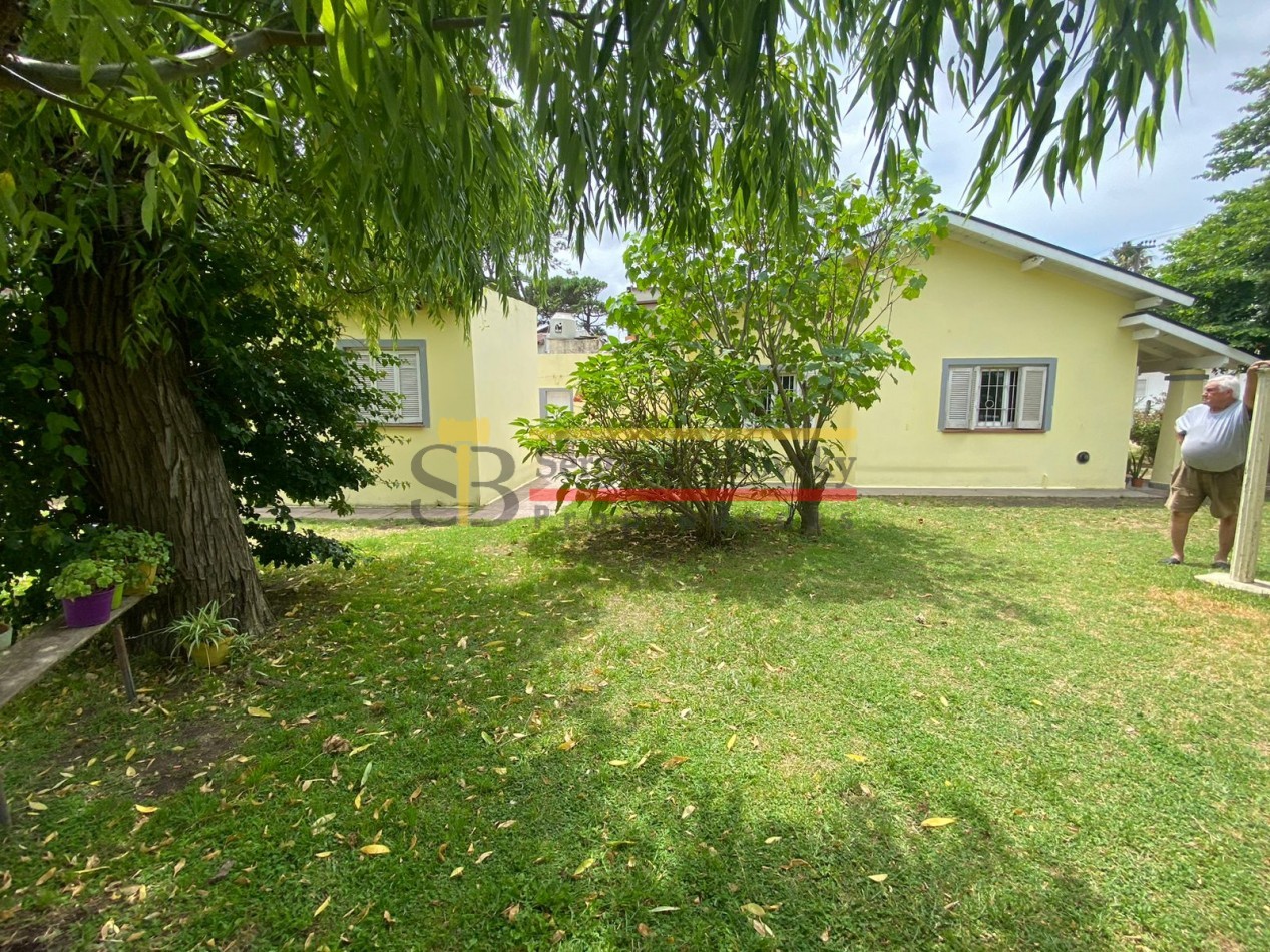 VENTA EN BLOCK, CHALET 3 AMB MAS 8 HABITACIONES INDEPENDIENTES CON BAÑO PRIVADO
