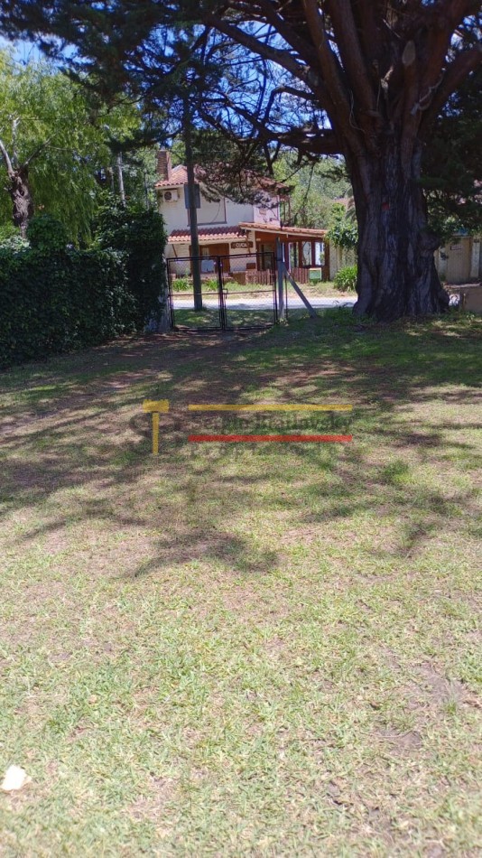 ALQUILER TEMPORAL EN VILLA GESELL CERCA DEL CENTRO PARA 9 PERSONAS