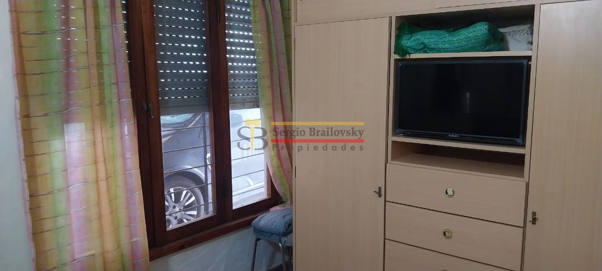 Oportunidad comercial y residencial en Av. 3 - Local, departamento y cochera