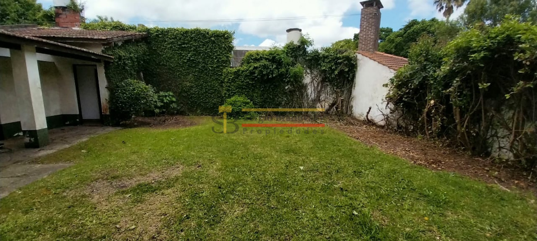 ¡Iconica casa en venta en General Madariaga! - La emblematica residencia del reconocido  Melon Gil 