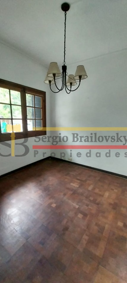 ¡Iconica casa en venta en General Madariaga! - La emblematica residencia del reconocido  Melon Gil 