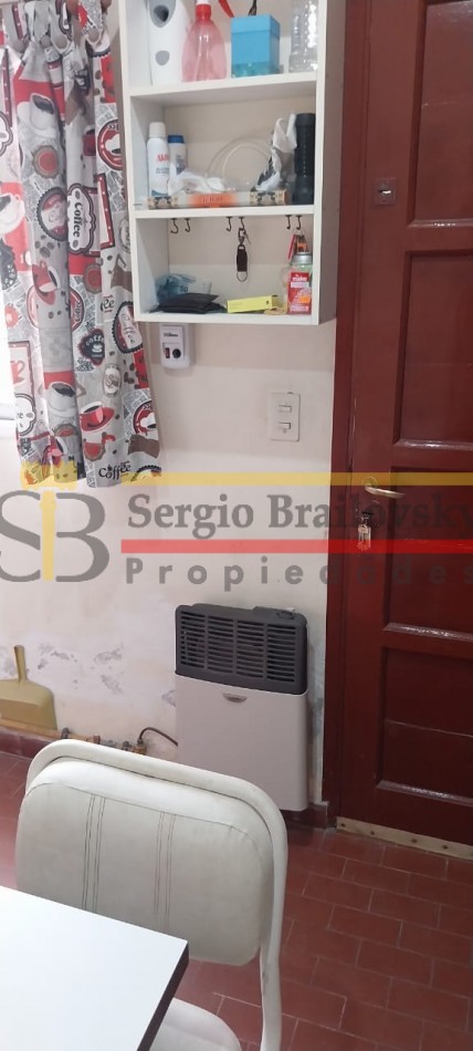 Oportunidad comercial y residencial en Av. 3 - Local, departamento y cochera