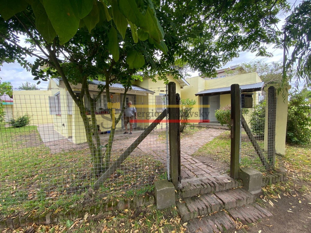 VENTA EN BLOCK, CHALET 3 AMB MAS 8 HABITACIONES INDEPENDIENTES CON BAÑO PRIVADO