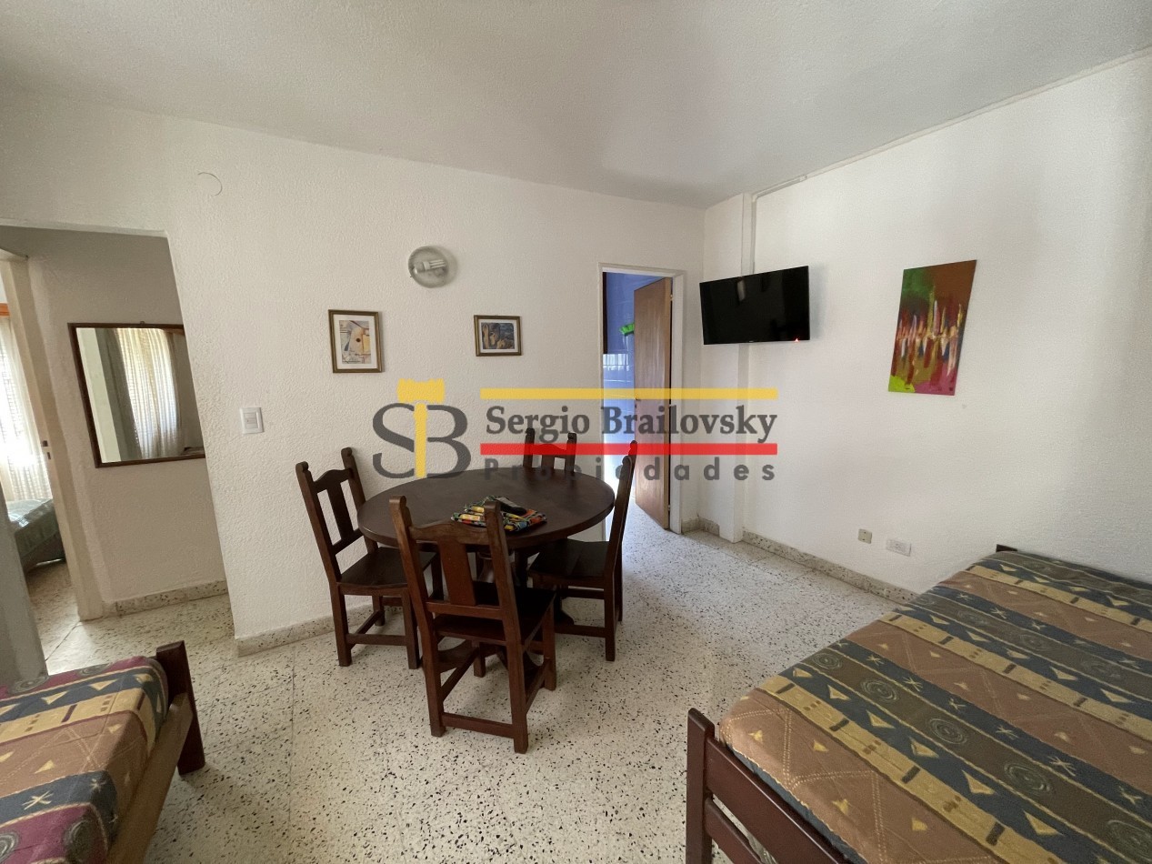ALQUILER TEMPORAL DEPARTAMENTO U.F 9 PARA 5 PERSONAS- VILLA GESELL PLENO CENTRO