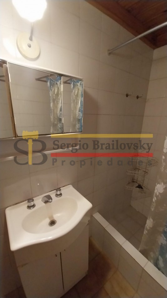 ALQUILER TEMPORAL- CASA DE 3 AMBIENTES EN VILLA GESELL- PARA 7 PERSONAS