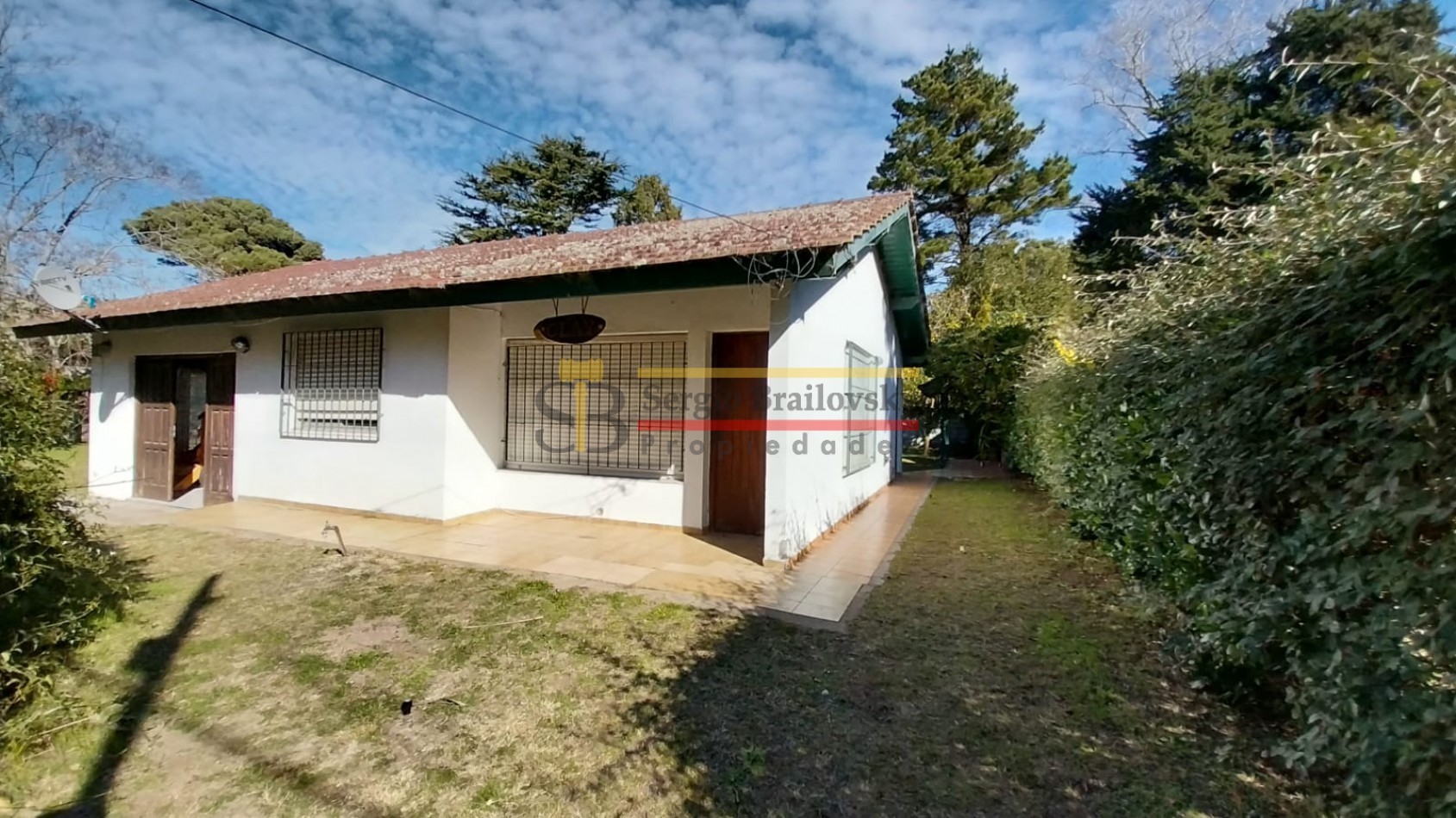ALQUILER TEMPORAL- CASA DE 3 AMBIENTES EN VILLA GESELL- PARA 7 PERSONAS