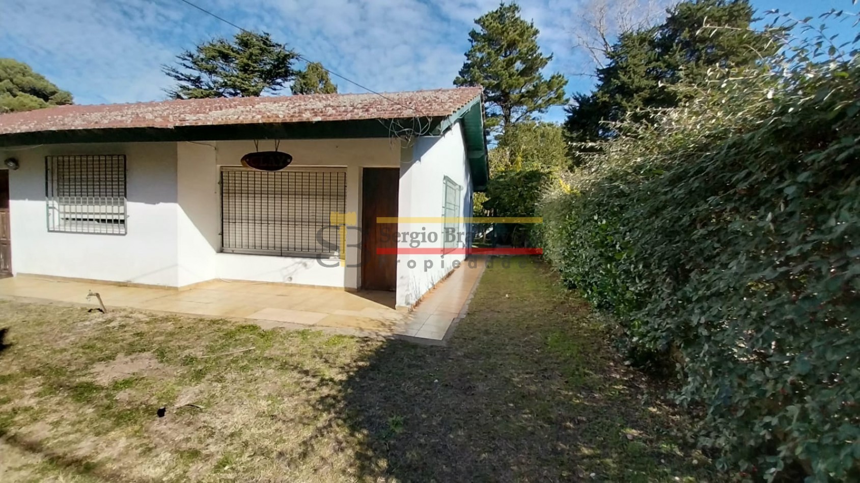 ALQUILER TEMPORAL- CASA DE 3 AMBIENTES EN VILLA GESELL- PARA 7 PERSONAS