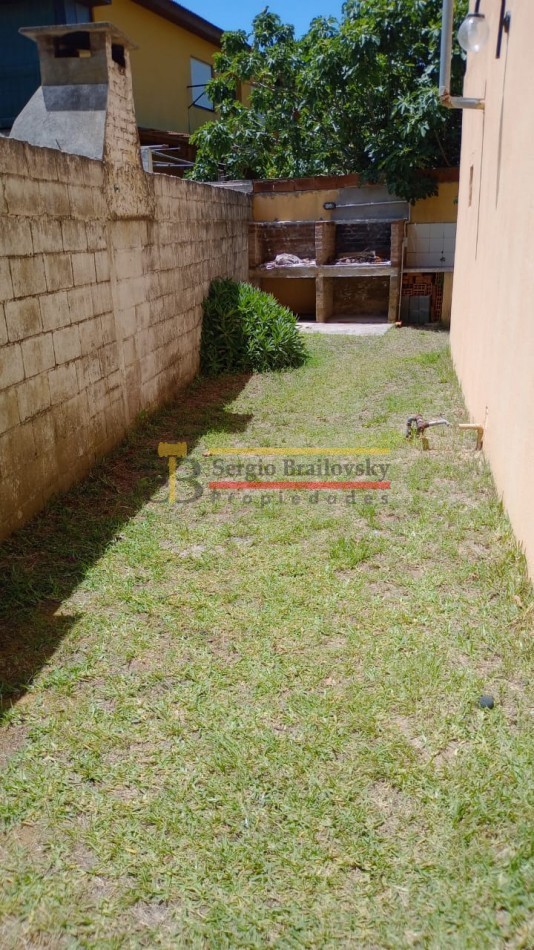 ALQUILER TEMPORAL EN VILLA GESELL DPTO  TIPO CASA PLANTA ALTA PARA 4 PERSONAS