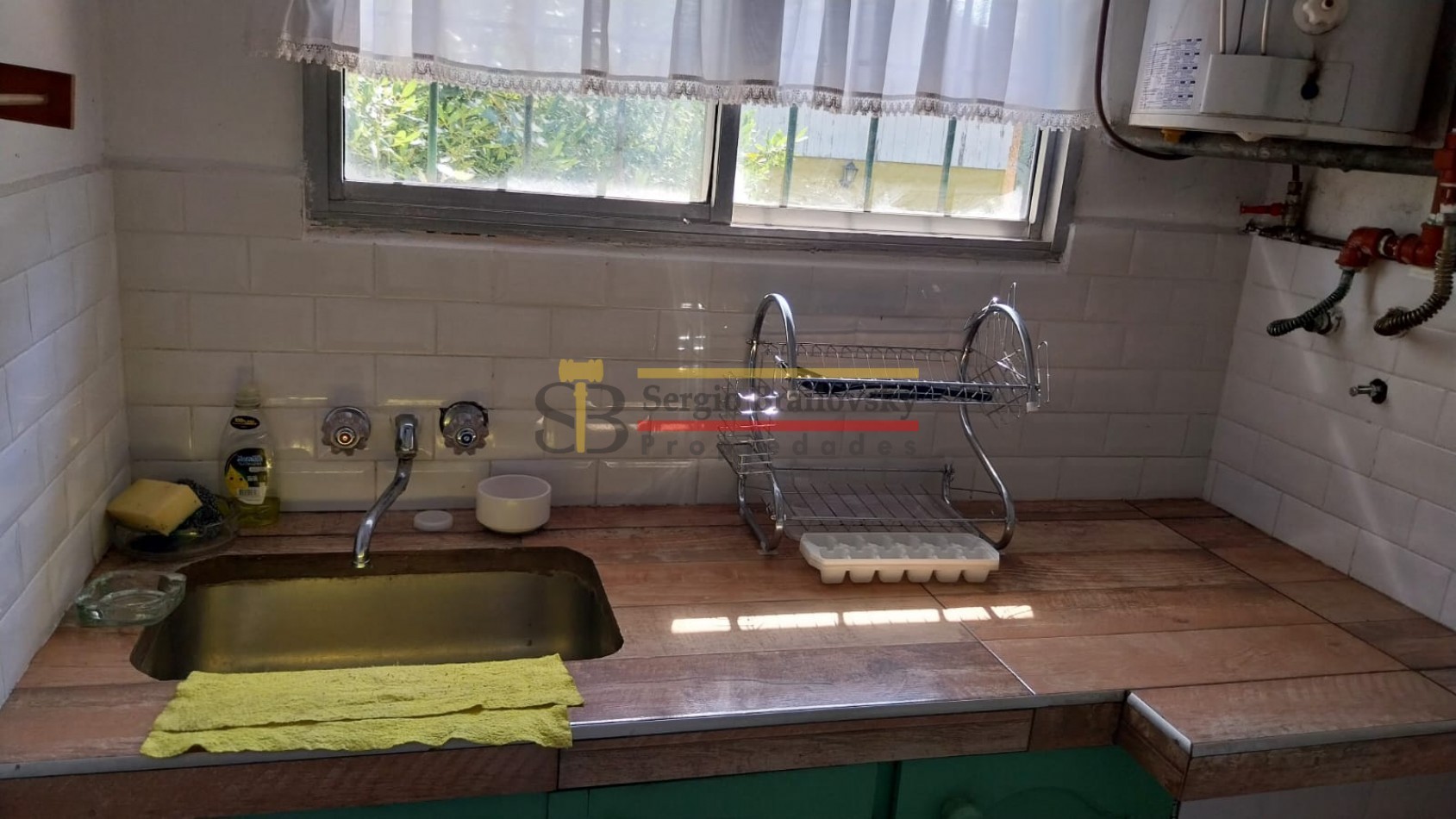 En Venta Departamento 3 ambientes, zona sur de Villa Gesell