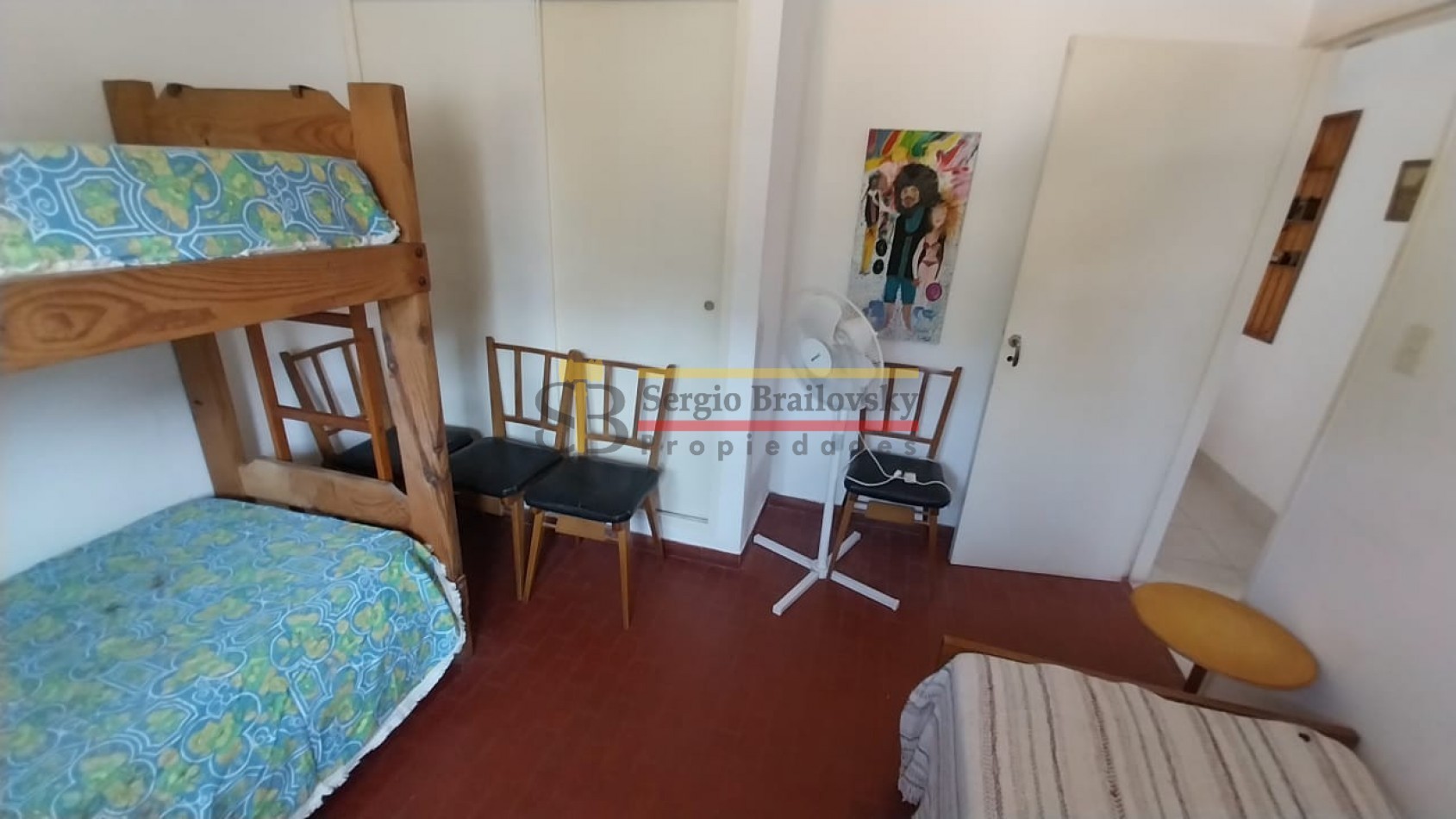 En Venta Departamento 3 ambientes, zona sur de Villa Gesell