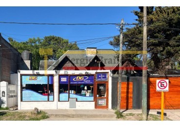 IMPERDIBLE!!! VENTA LOCAL COMERCIAL MAS DEPARTAMENTO 3 AMBIENTES CENTRO GESELL