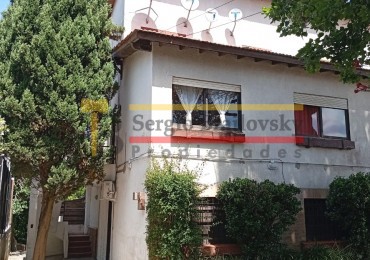 Alquiler de Amplio Departamento de 3 Ambientes en el Centro de Villa Gesell