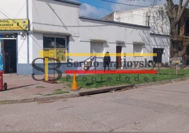 EN VENTA LOCAL CON VIVIENDA IMPORTANTE ESQUINA EN GENERAL MADARIAGA